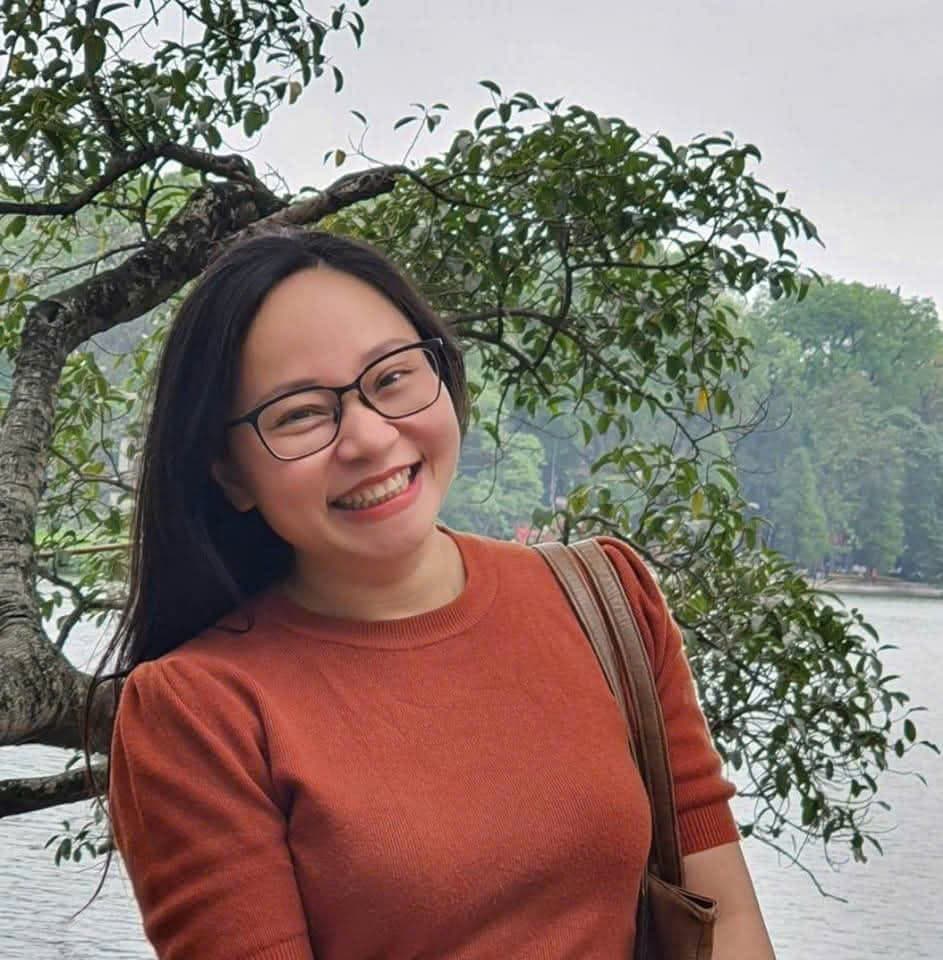 Coach Hậu